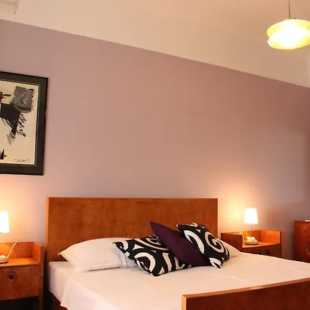 Arteana - Bonacic 오파티아